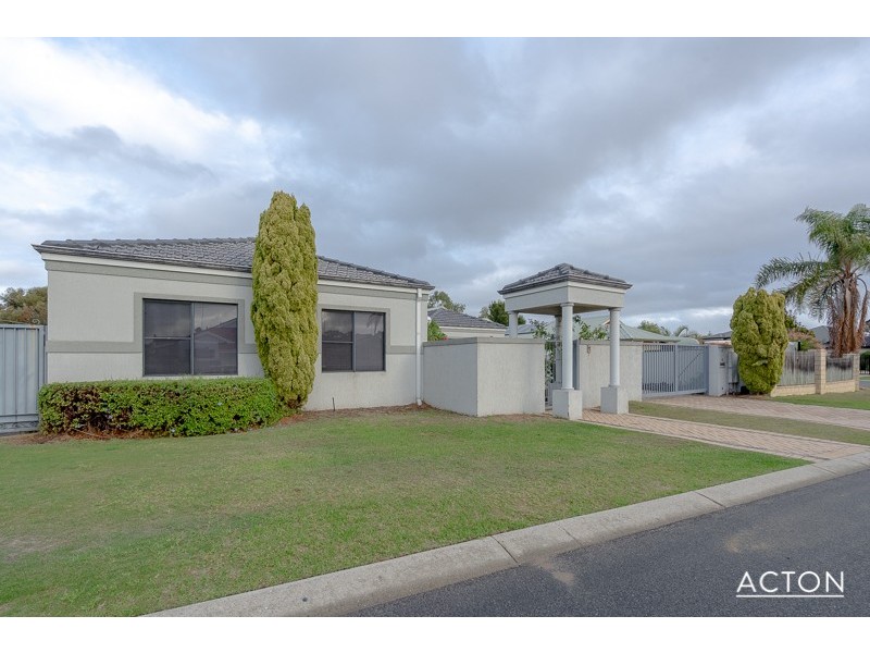 27 Cambria Island Retreat, Halls Head WA 6210