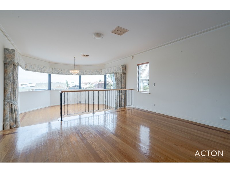 27 Cambria Island Retreat, Halls Head WA 6210