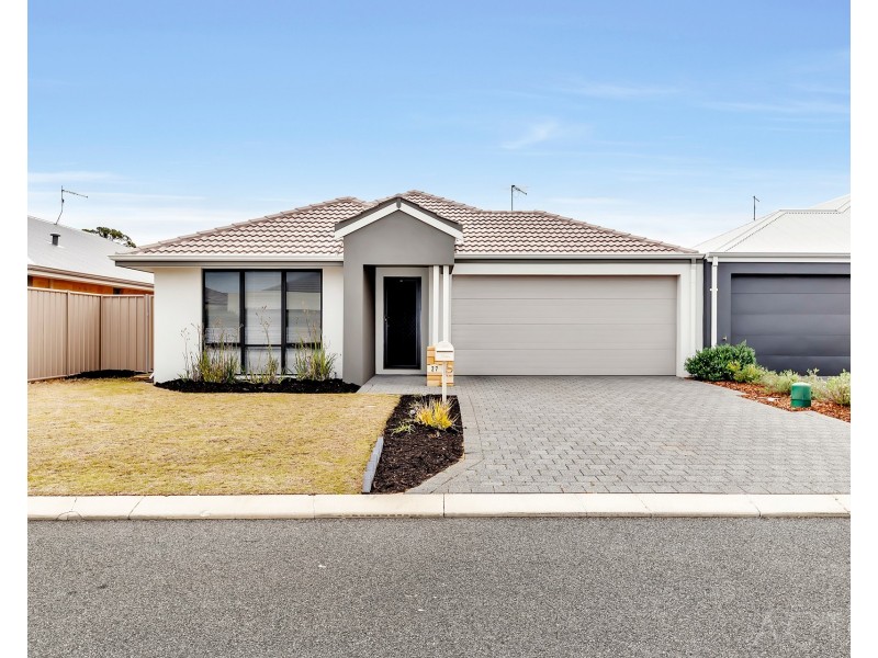 27 Rochdale Circle, Meadow Springs WA 6210