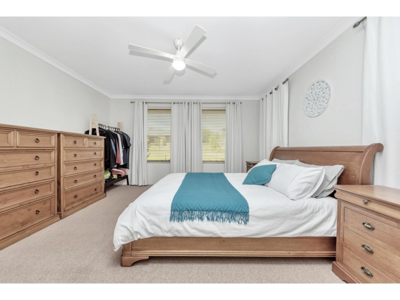 12 Kambalda Street, Dawesville WA 6211