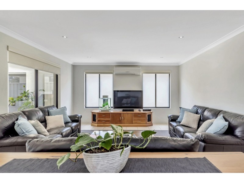 12 Kambalda Street, Dawesville WA 6211