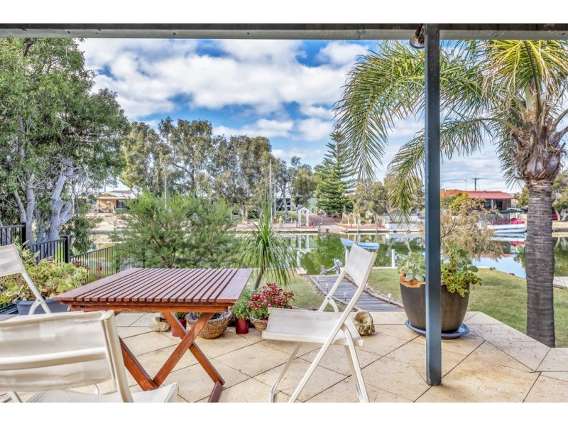 51 Allambi Way, South Yunderup WA 6208