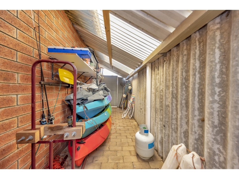 51 Allambi Way, South Yunderup WA 6208