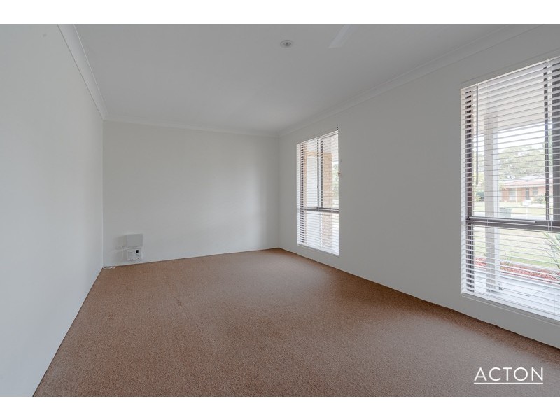 10 Illabrook Street, Dudley Park WA 6210