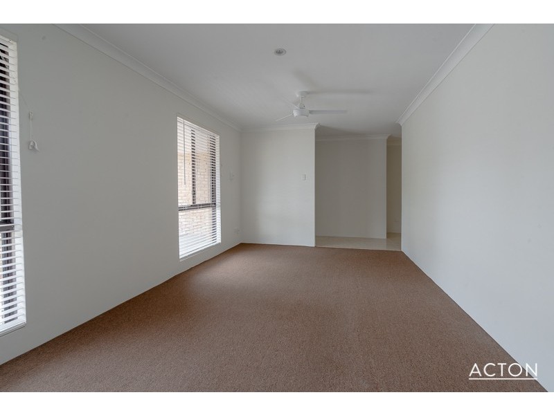 10 Illabrook Street, Dudley Park WA 6210