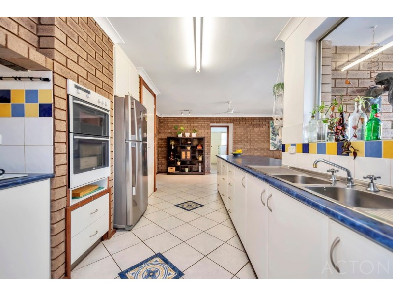 21 Crawford Street, Mandurah WA 6210