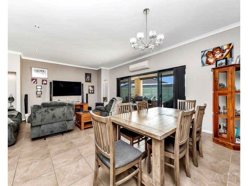 7 Woodstock Turn, Ravenswood WA 6208