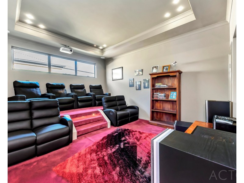 7 Woodstock Turn, Ravenswood WA 6208