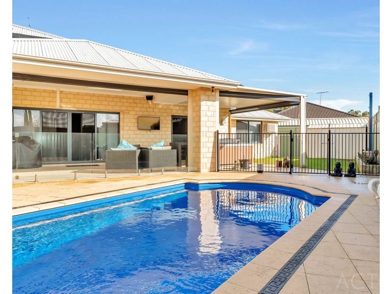 7 Woodstock Turn, Ravenswood WA 6208