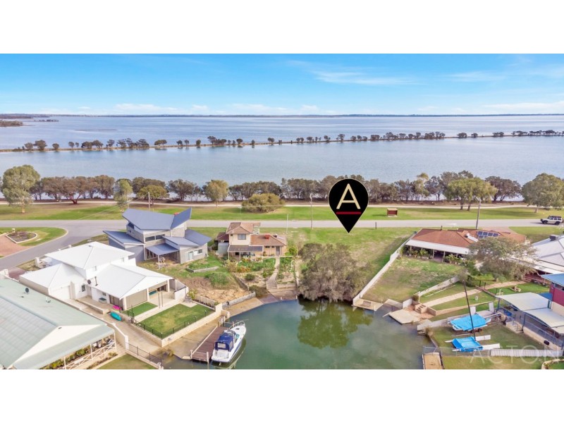 38 Wellya Crescent, South Yunderup WA 6208