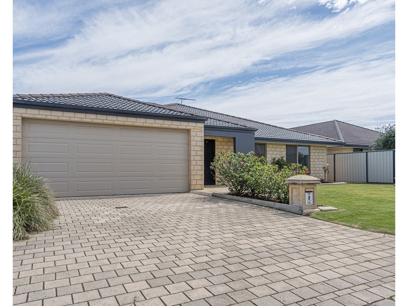 7 Bamburgh Turn, Meadow Springs WA 6210
