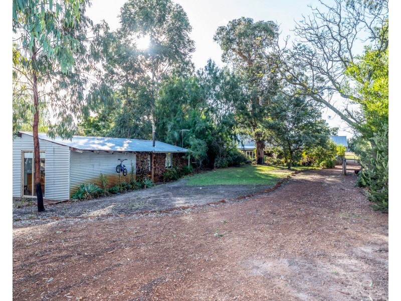 1400 Karnup Road, Serpentine WA 6125