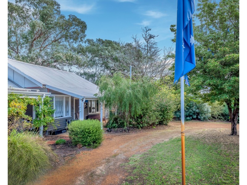 1400 Karnup Road, Serpentine WA 6125