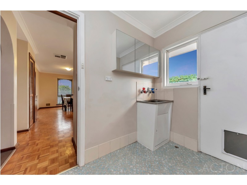 11 Vance Street, Dudley Park WA 6210