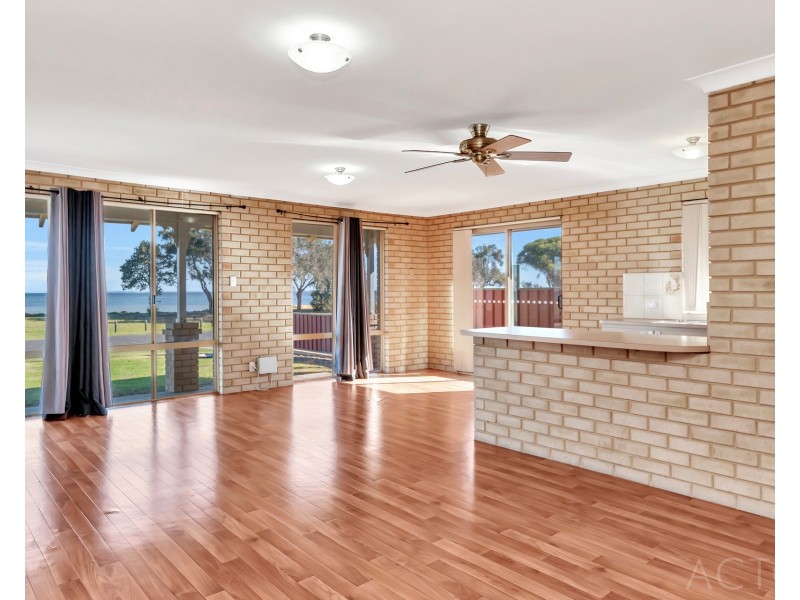 1/11 John Street, Coodanup WA 6210