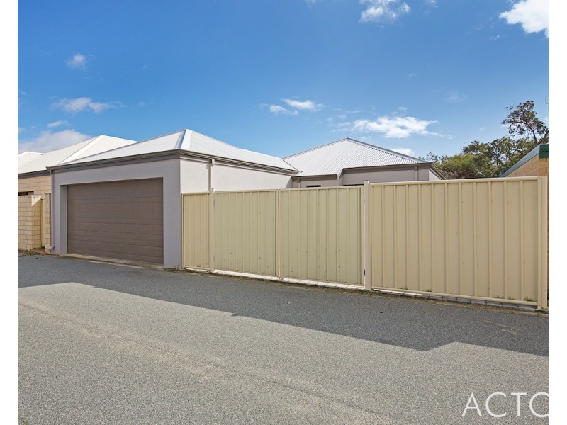 16 Dotterel Drive, Dudley Park WA 6210