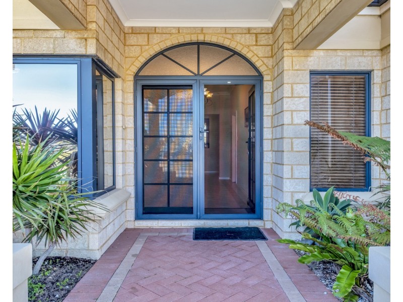 67 Karinga Road, Madora Bay WA 6210