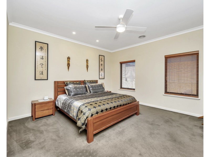 67 Karinga Road, Madora Bay WA 6210