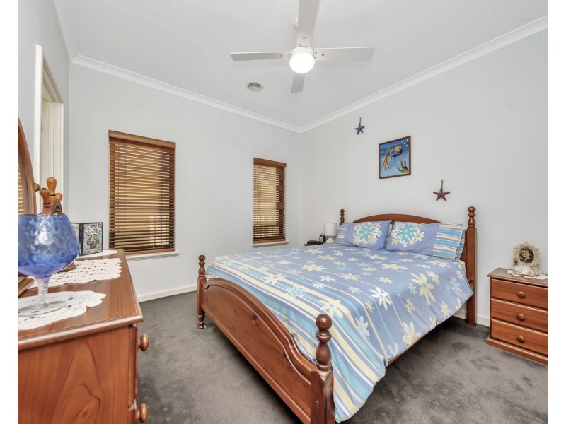 67 Karinga Road, Madora Bay WA 6210