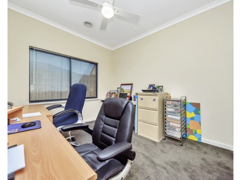 67 Karinga Road, Madora Bay WA 6210