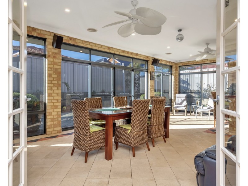 67 Karinga Road, Madora Bay WA 6210