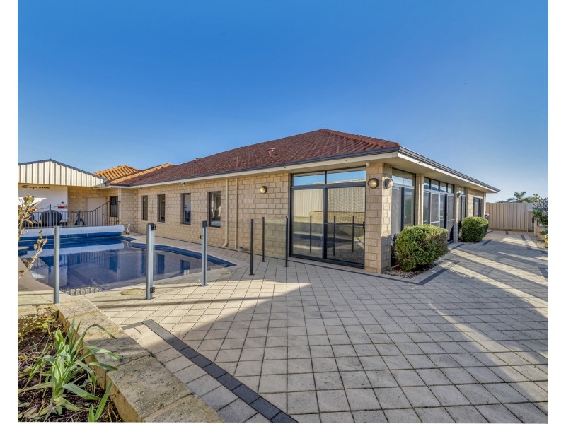 67 Karinga Road, Madora Bay WA 6210