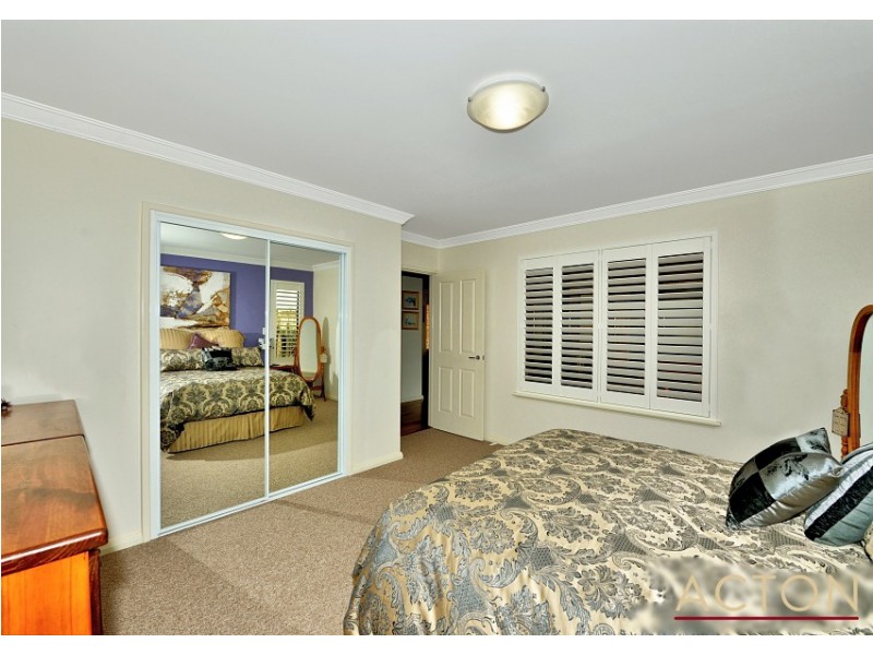 7 Grasstree Road, Wannanup WA 6210