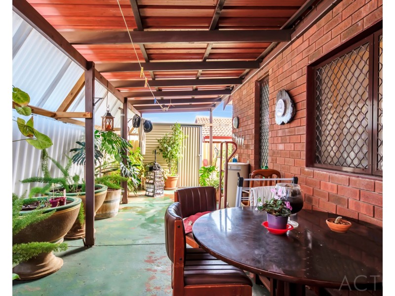 6/1 Creery Street, Dudley Park WA 6210