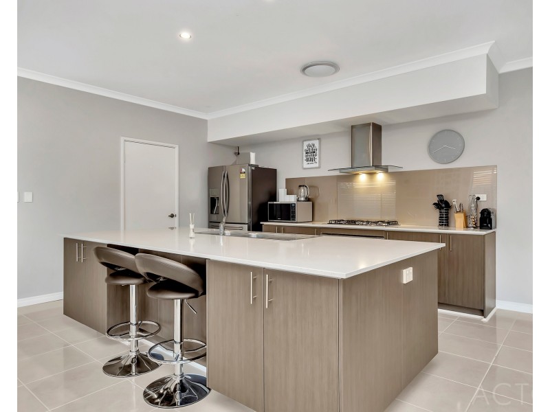 143 Countess Circuit, South Yunderup WA 6208