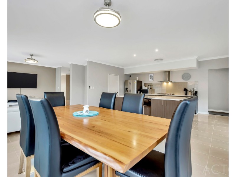 143 Countess Circuit, South Yunderup WA 6208