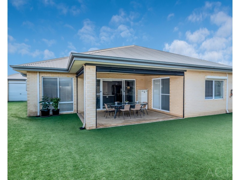 143 Countess Circuit, South Yunderup WA 6208