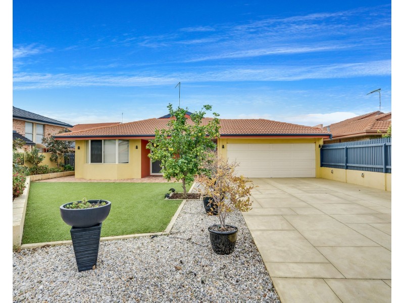 2/10 Donnelly Gardens, Dudley Park WA 6210