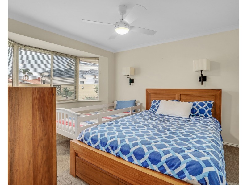 2/10 Donnelly Gardens, Dudley Park WA 6210