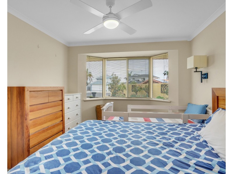 2/10 Donnelly Gardens, Dudley Park WA 6210