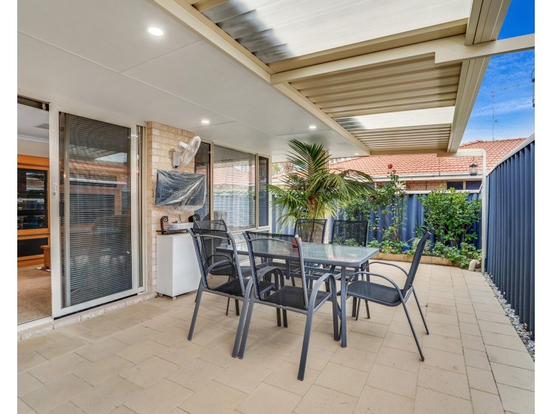 2/10 Donnelly Gardens, Dudley Park WA 6210