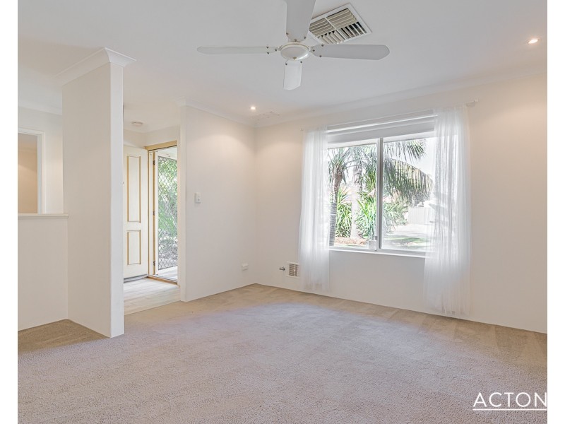 28B Inverness Drive, Meadow Springs WA 6210