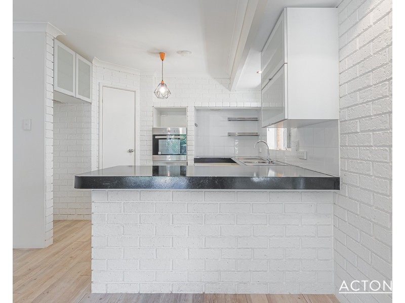 28B Inverness Drive, Meadow Springs WA 6210