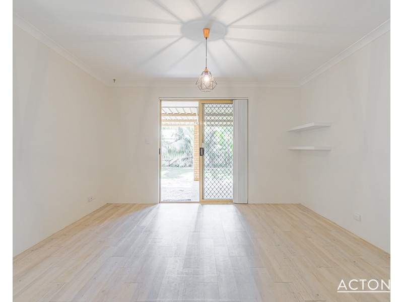 28B Inverness Drive, Meadow Springs WA 6210