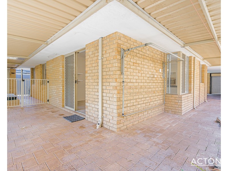 28B Inverness Drive, Meadow Springs WA 6210