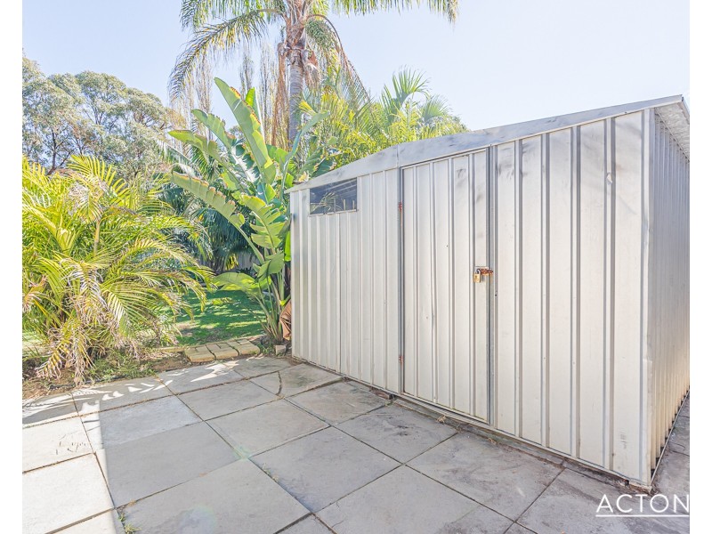 28B Inverness Drive, Meadow Springs WA 6210