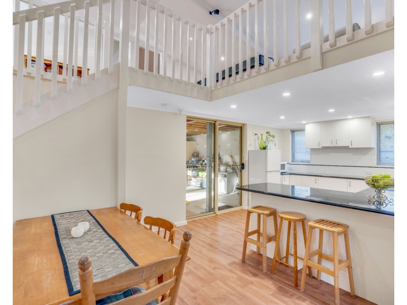 7 Fouracre Court, Stake Hill WA 6181