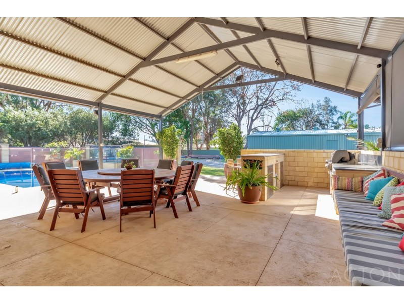 6 Exchequer Avenue, Greenfields WA 6210