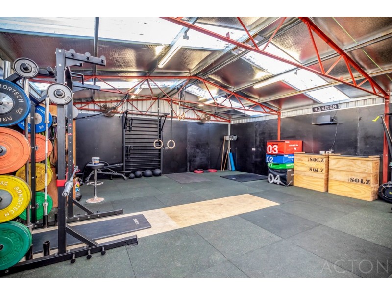 6 Exchequer Avenue, Greenfields WA 6210