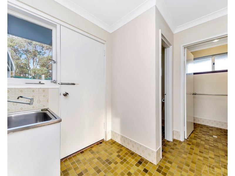 96 Hickman Road, Silver Sands WA 6210