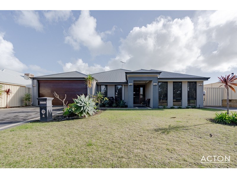 4 Calder Nook, Lakelands WA 6180