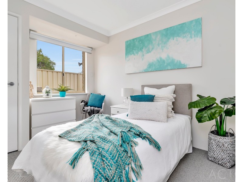 10 Paraguay Avenue, Greenfields WA 6210