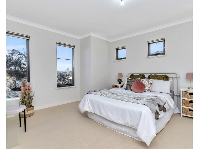 112 Sanctuary Circuit, Dawesville WA 6211