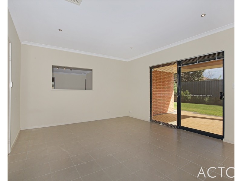 57 Karon Vista, Halls Head WA 6210