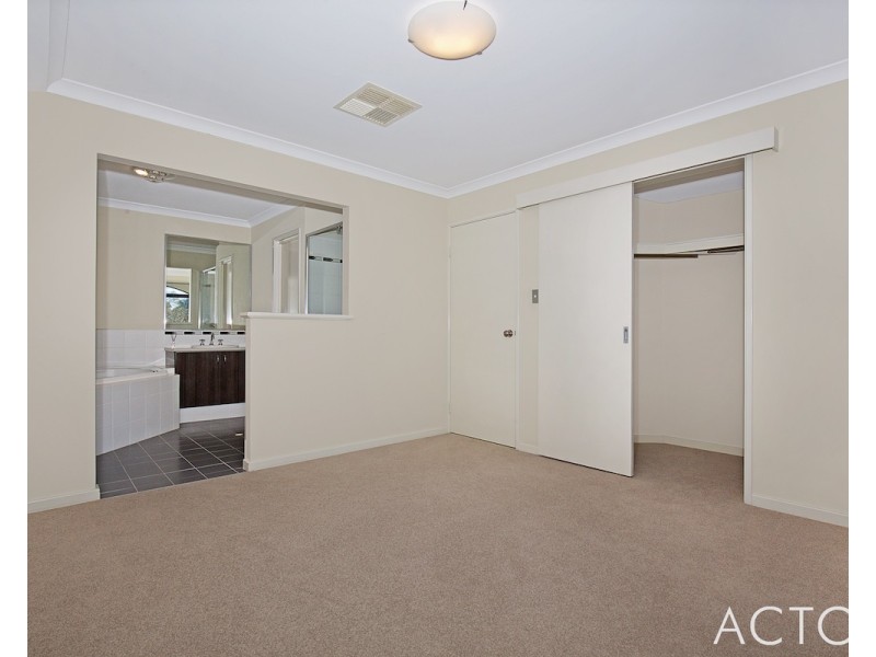 57 Karon Vista, Halls Head WA 6210