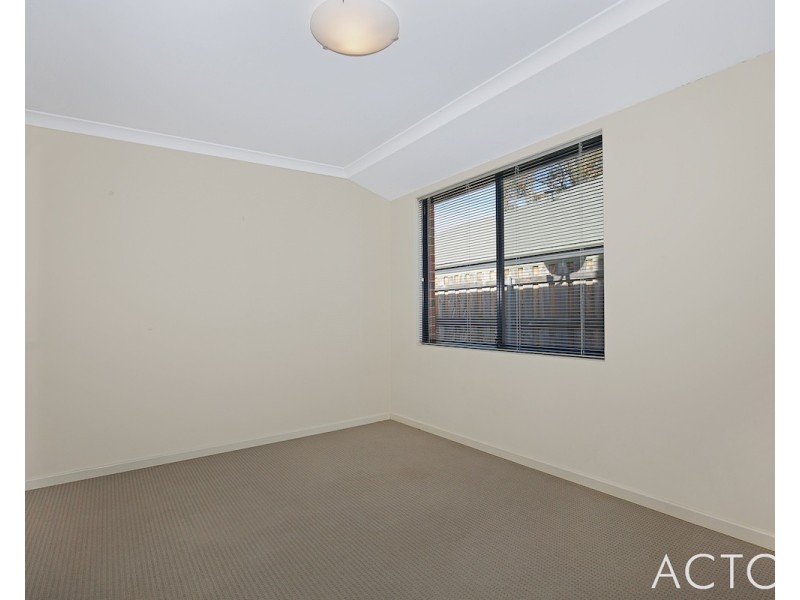 57 Karon Vista, Halls Head WA 6210